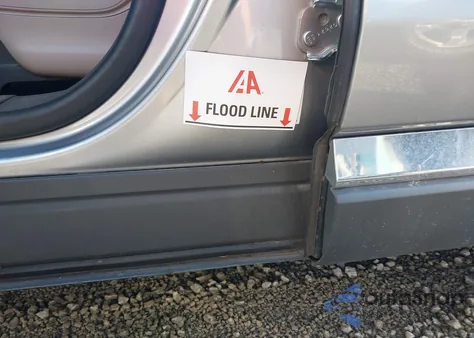 2021 Lincoln Aviator Reserve z USA, uszkodzony, nr VIN 5LM5J7XC2MGL12421